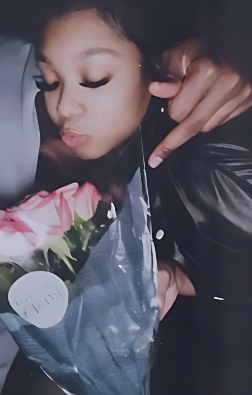 HONEY - Free online novel on NovelFlow HONEY cover - Read free novel on NovelFlow